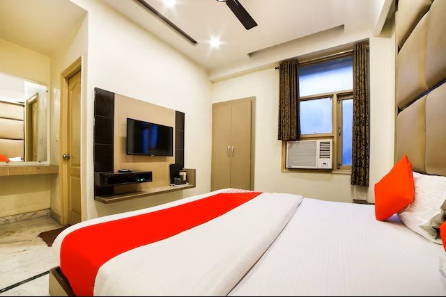 OYO Hotels Deluxe